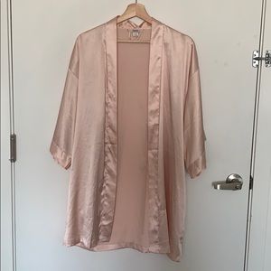 Victoria’s Secret Blush Pink Kimono